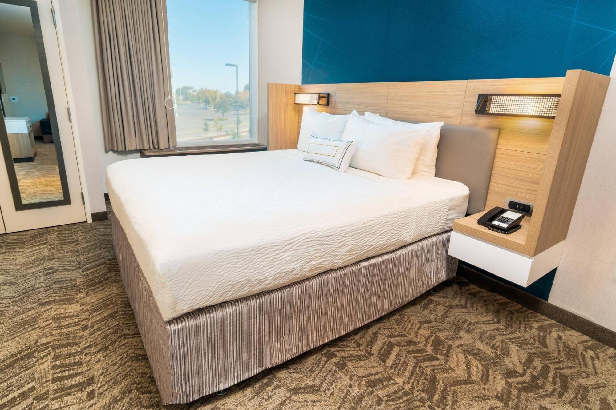 Springhill Suites By Marriott Newark Fremont Exterior photo