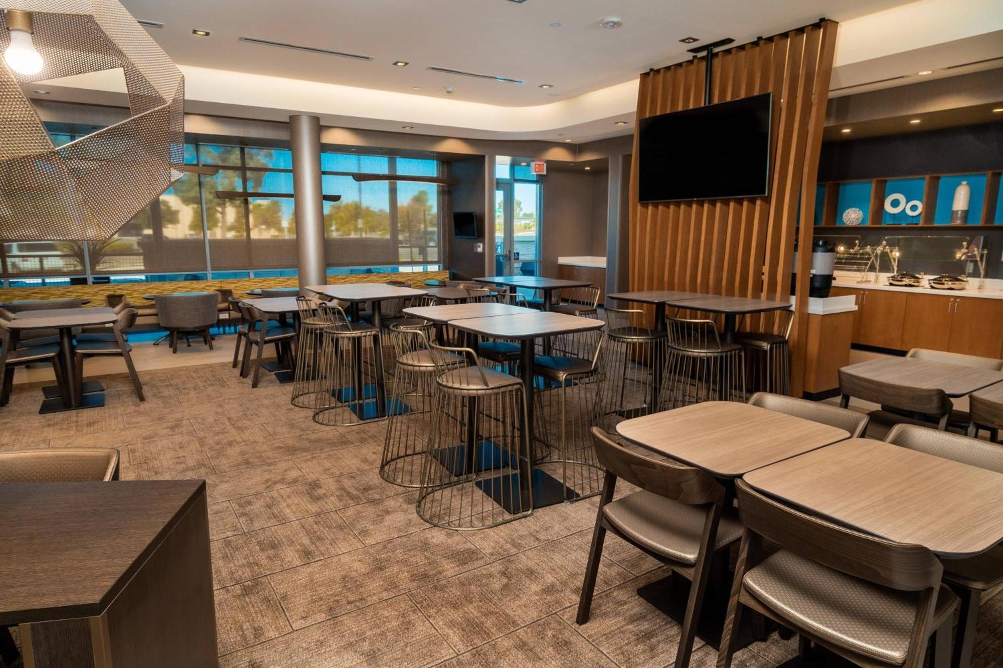 Springhill Suites By Marriott Newark Fremont Exterior photo